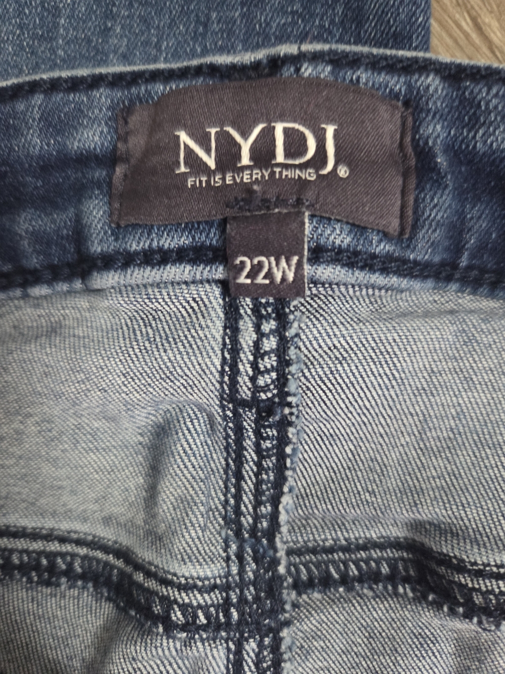 NYDJ Barbara Bootcut Lift Tuck Jeans Women's 22W Medium Wash Stretch Denim - Picture 7 of 9